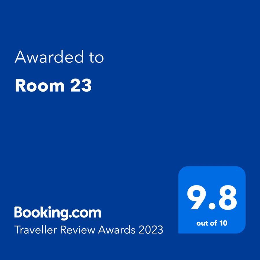 Room 23 Beograd Bagian luar foto